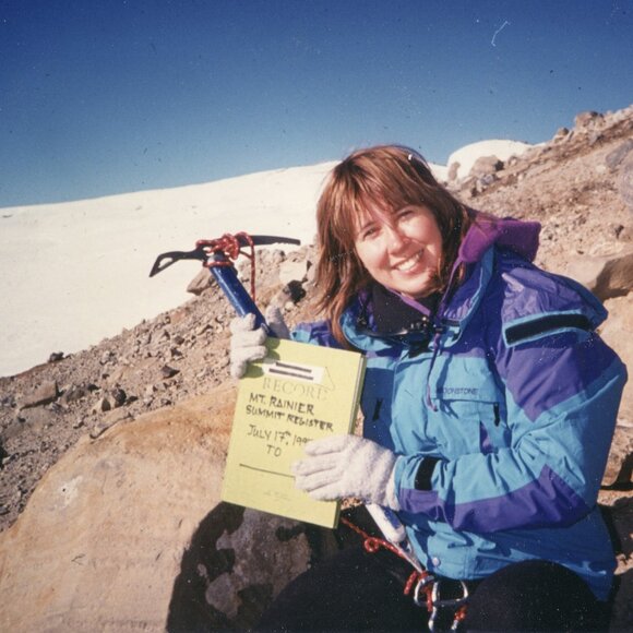 Meet your Posher, Sharon - Picture 2 of 15